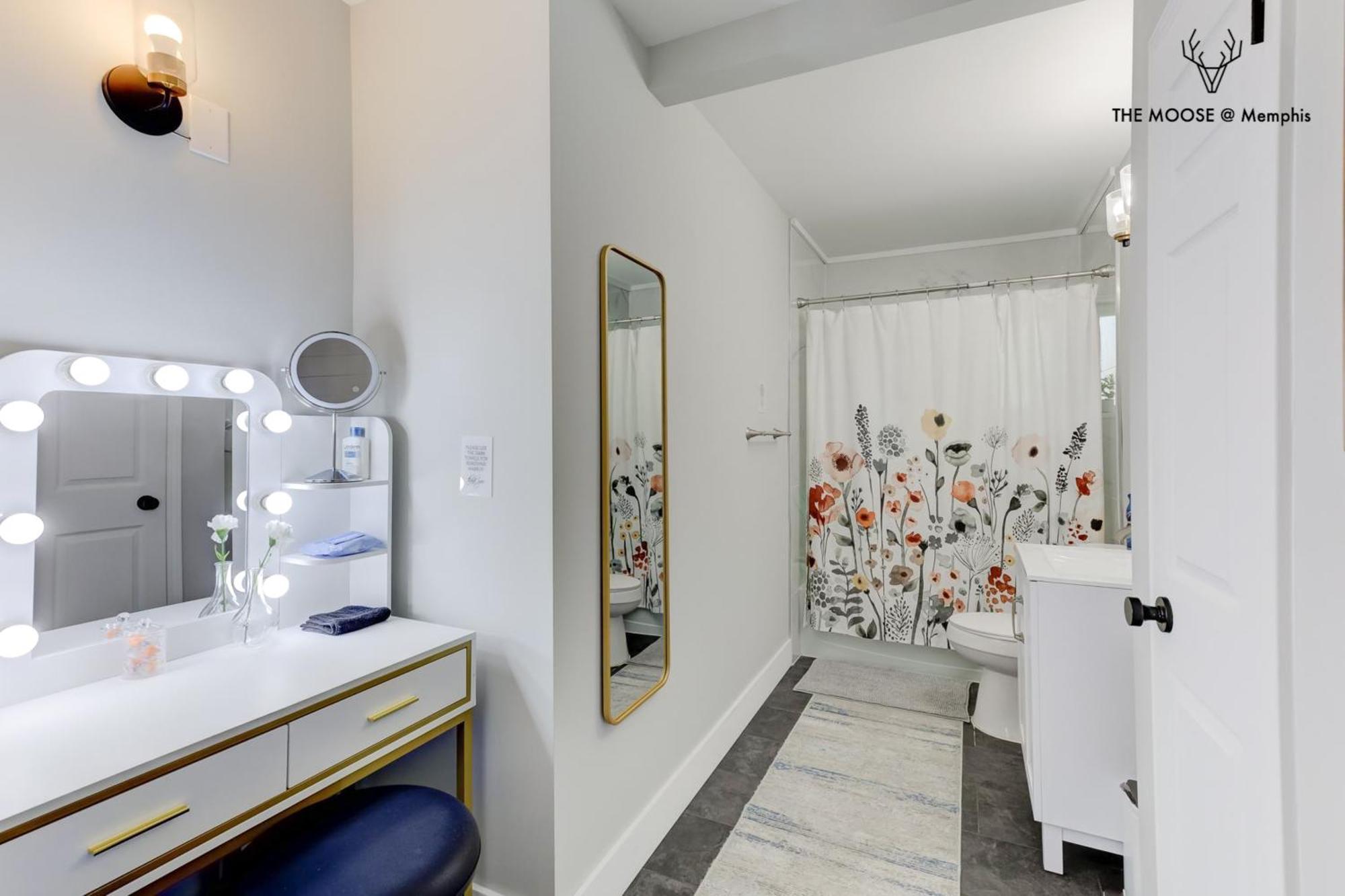 Appartement The Moose #11 - Luxe Modern Loft With King Bed, Free Parking & Wi-Fi à Memphis Extérieur photo