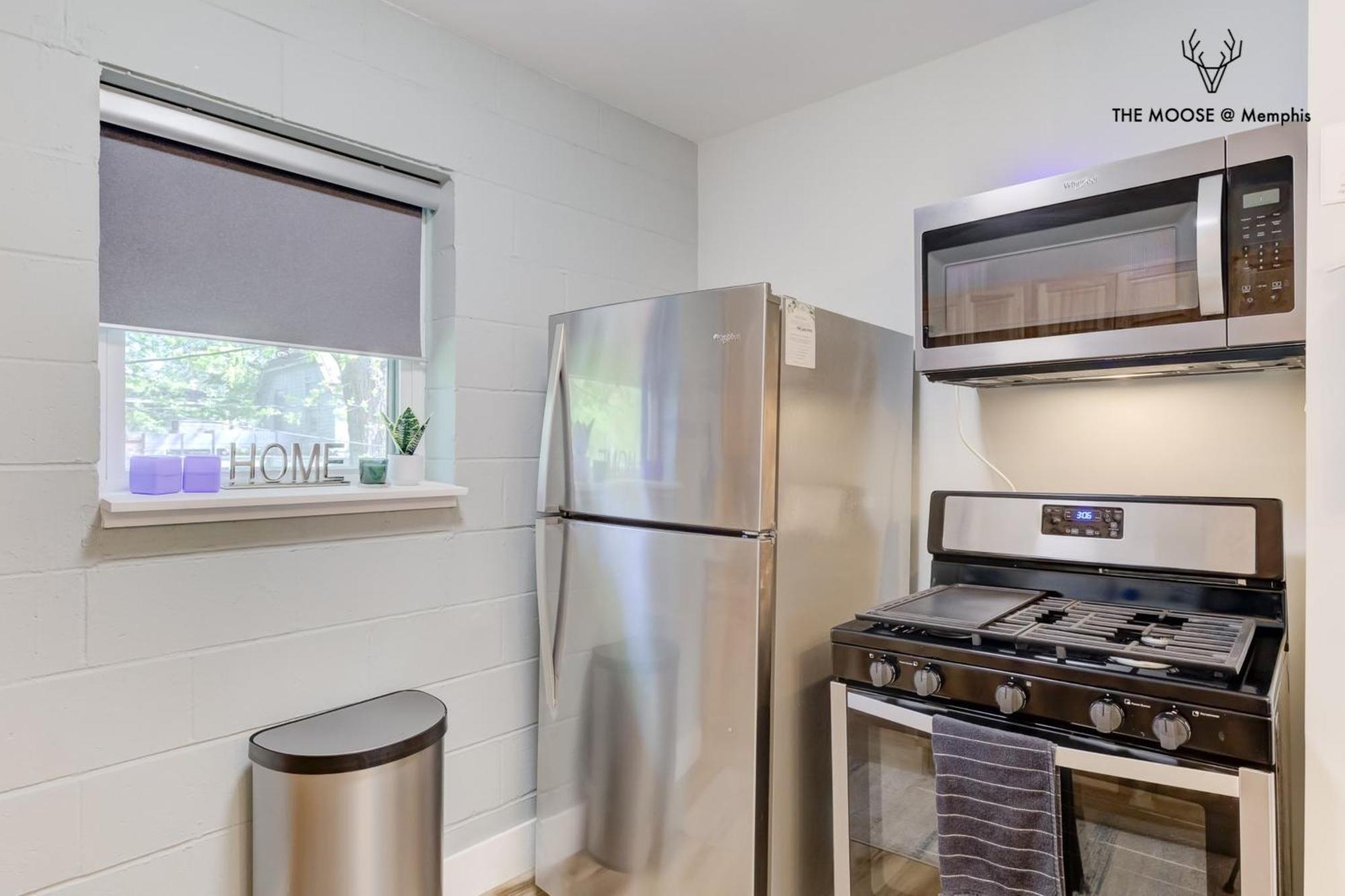 Appartement The Moose #11 - Luxe Modern Loft With King Bed, Free Parking & Wi-Fi à Memphis Extérieur photo