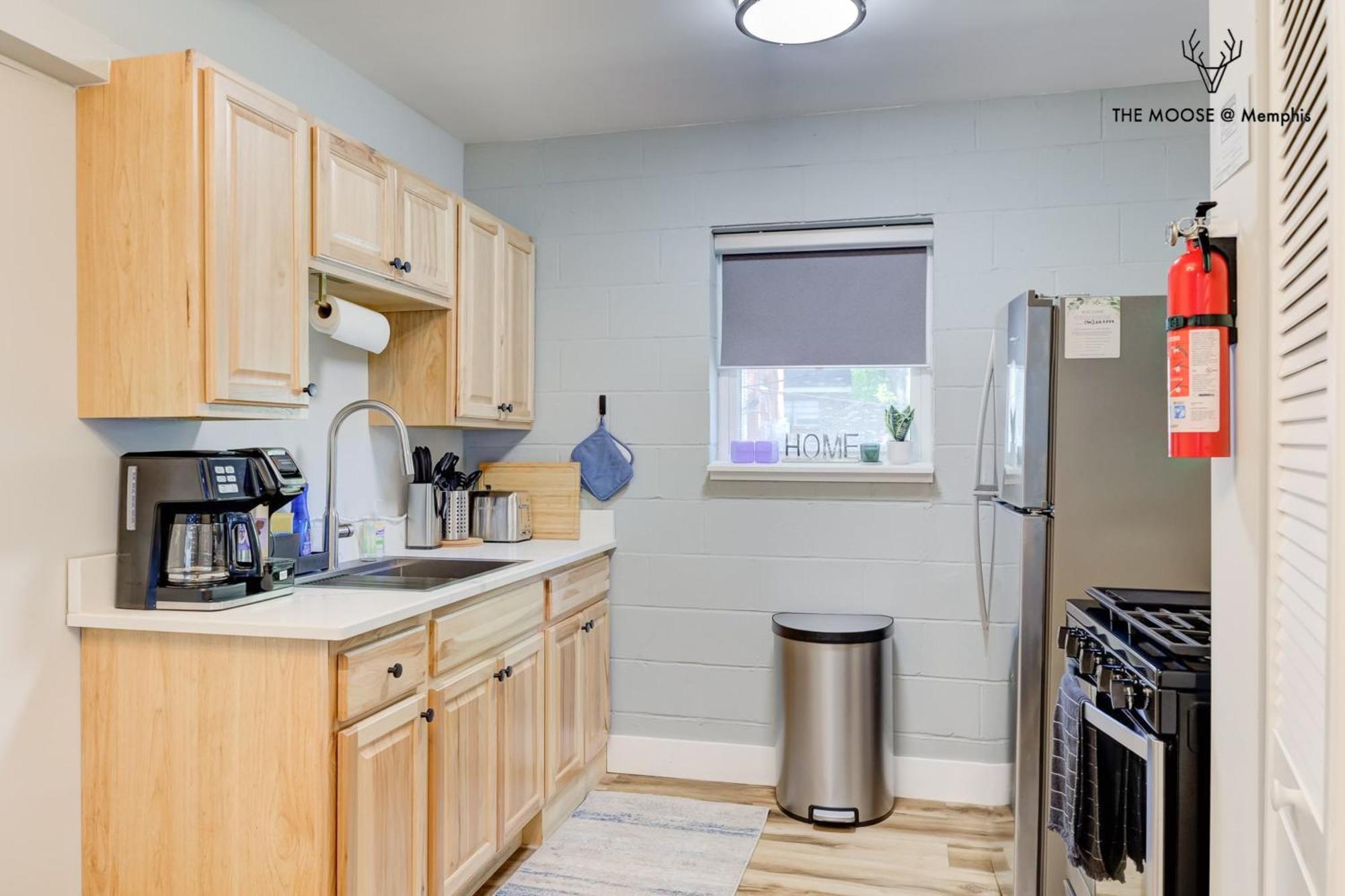 Appartement The Moose #11 - Luxe Modern Loft With King Bed, Free Parking & Wi-Fi à Memphis Extérieur photo